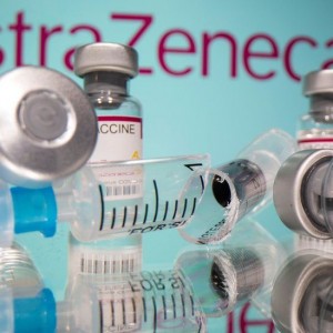 u-k-regulator-recommends-continued-use-of-astrazeneca-vaccine