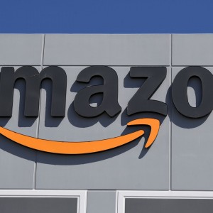 amazon-smashes-first-quarter-earnings-record