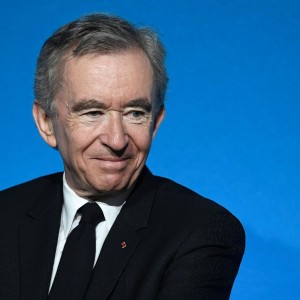 bernard-arnault-becomes-worlds-richest-person-as-lvmh-stock-rises
