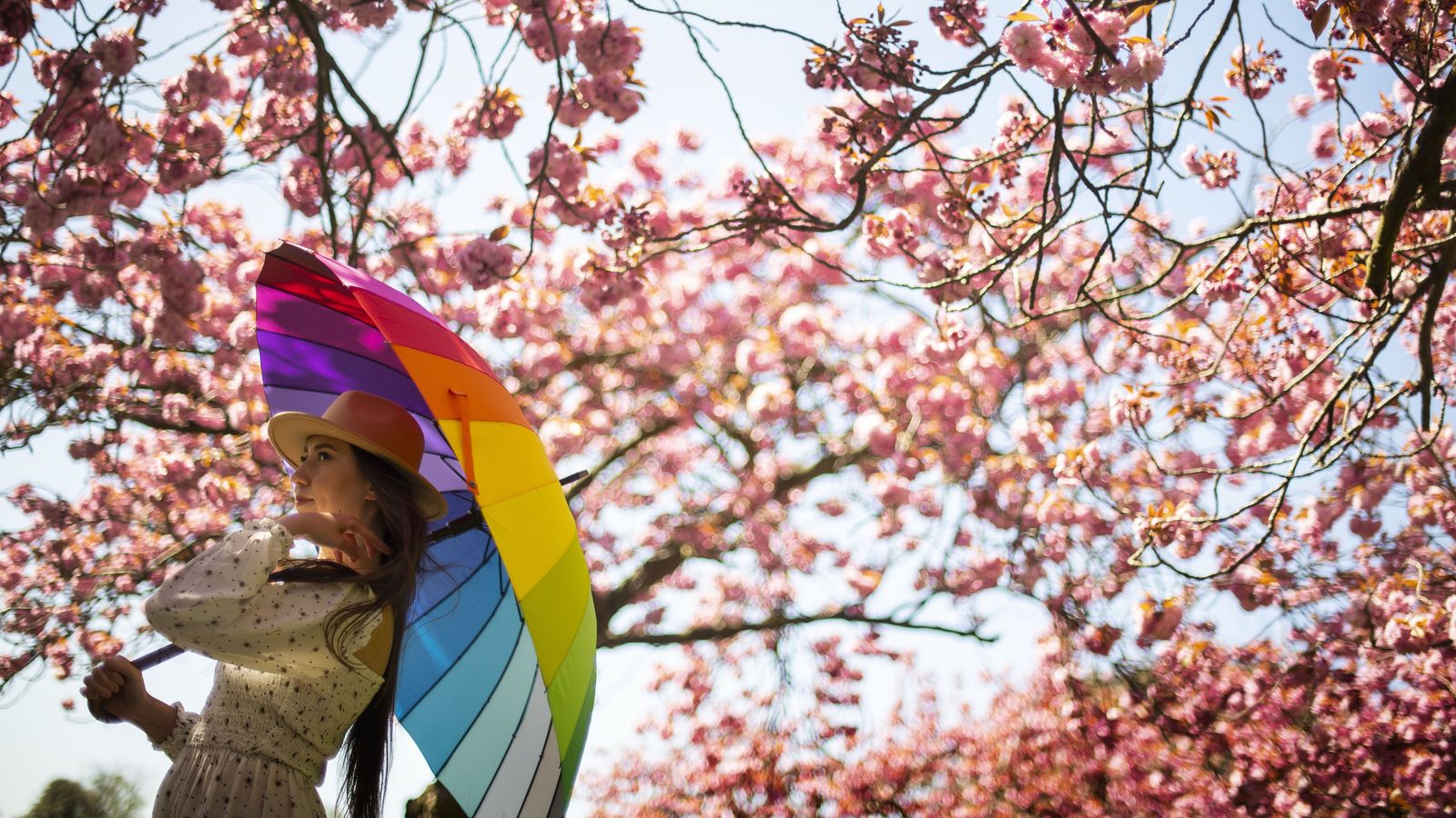 UK Weather: We Could See The Hottest Day Of The Year So Far This Bank Holiday Weekend
