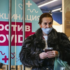 russia-registered-the-first-covid-vaccine-now-its-struggling-to-vaccinate-its-population