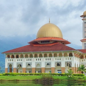 first-woman-prime-minister-in-tunisia-and-arab-world