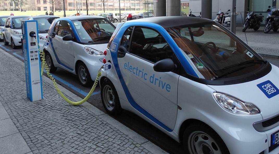 China’s Xiaomi Shares Jump 5% Riding On Its Plan To Mass Produce Electric Cars In 2024