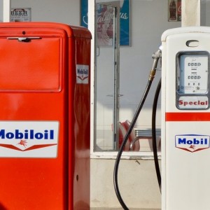 exxon-board-reviews-the-viability-of-major-oil-and-gas-projects