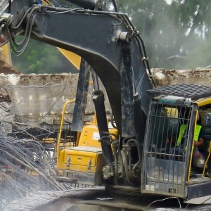 Multi-Story Building Collapsed In Lagos, Leaving At Least 5 People Dead