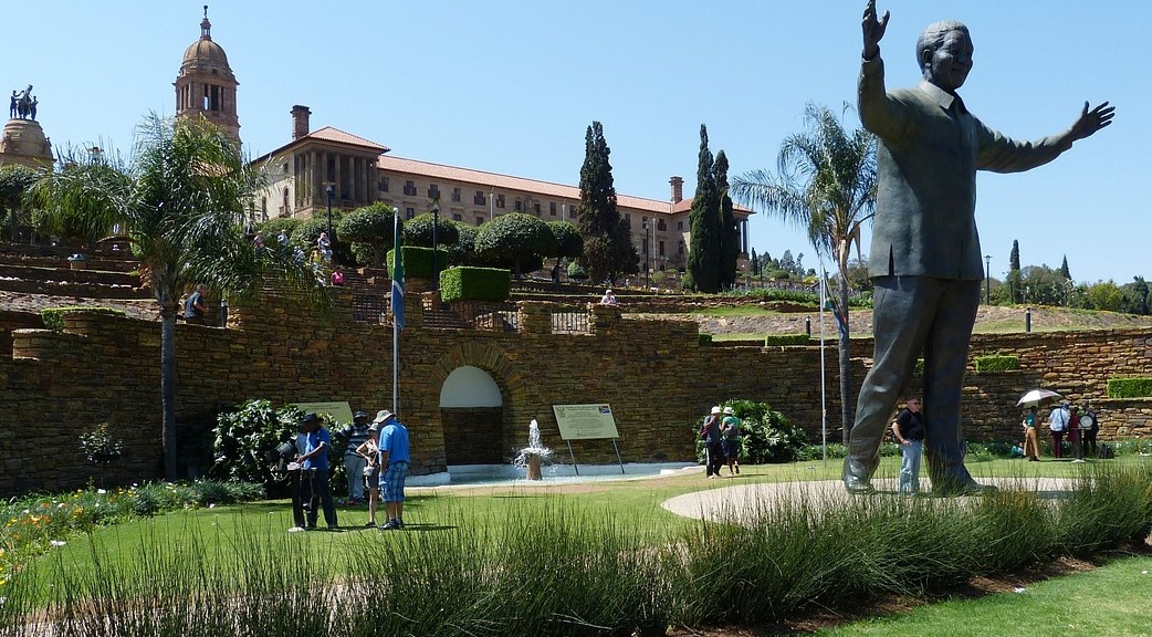 Nelson Mandela: FW De Klerk, S/Africa's Last Apartheid Leader Who Freed Nelson Mandela, Dies At 85