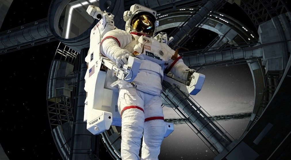 China Developing Space Capabilities At 'Twice The Rate' Of US--Says Space Officials