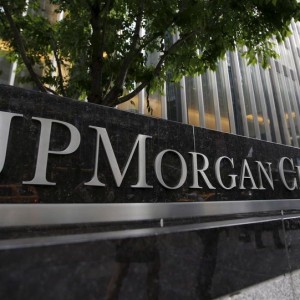 jpmorgan-unvaccinated-workers-to-stay-at-home