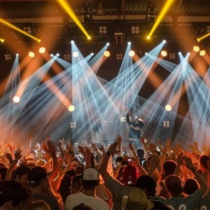 fauci-warns-large-new-years-eve-parties-a-no-no-as-covid-cases-hit-pandemic-high