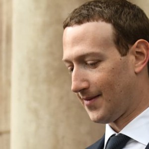 silver-lining-facebook-may-benefit-from-its-shrinking-market-cap