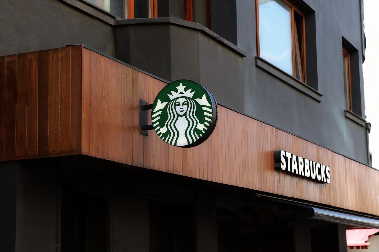 Starbucks Fires Organisers As Union Threat Grows