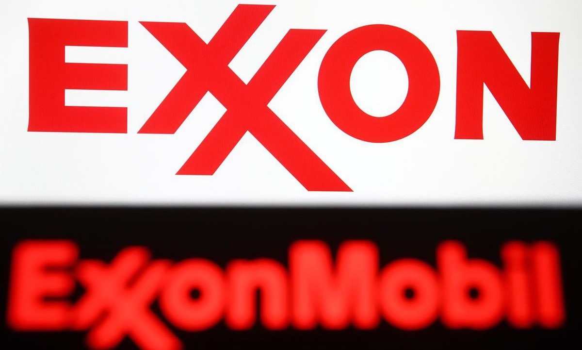 ExxonMobil and Boeing Divesting From Russia Over Ukraine Crisis