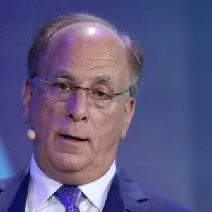 chinas-220-billion-onshore-etf-market-to-get-a-boost-as-blackrock-launches-its-first-product