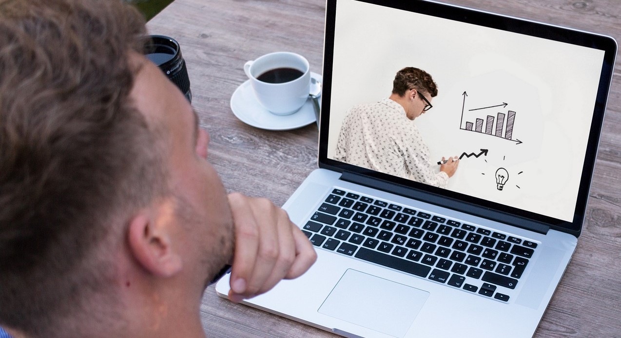 Online Learning: Here Are Some  Self-Contradicting Pros And Cons 