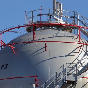 russias-loss-us-gains-as-demand-surges-for-long-term-u-s-lng-deals