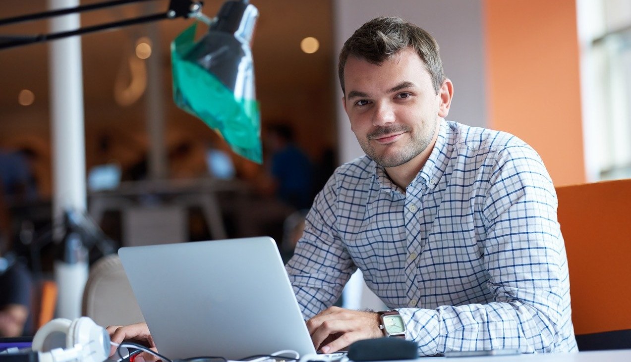 This 29 -Year Old Earn $245,000 In A Month After Been Rejected From 15 Medical Schools