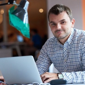 This 29 -Year Old Earn $245,000 In A Month After Been Rejected From 15 Medical Schools