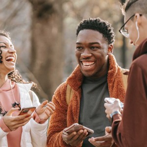 social-media-platforms-a-bundle-of-values-and-contradictions