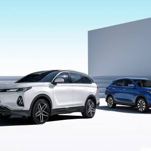 Chinese Electric Car Start-Up WM Motor To Go Public In Hong Kong