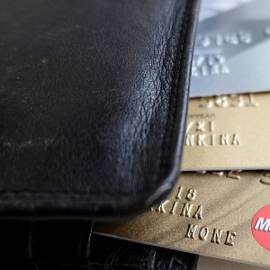 consolidate-your-credit-card-debt-and-avoid-high-interest-credit-card-debt