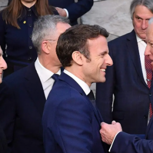 joe-biden-to-g7-we-have-to-stay-together-as-the-group-evaluates-gold-sanctions-against-putin