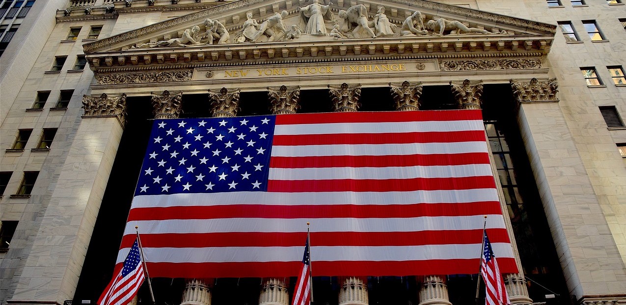 U.S. Job Growth Defies Economic Recession Fears: As It Hinges Up by 320,000