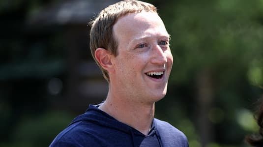 Zuckerberg Adjusting The Meta Apps To Model  TikTok-Style Videos  And Apple  Ads System 