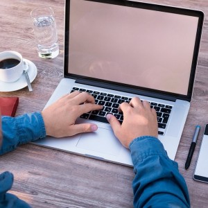 A 39-Year-Old, Working 5 Hours A Week  Make $160,000 Monthly