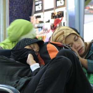 US Flights' Catalogue Of Summer Cancellation And Delays :Over 900 Canceled And 6,300 Delayed Flights