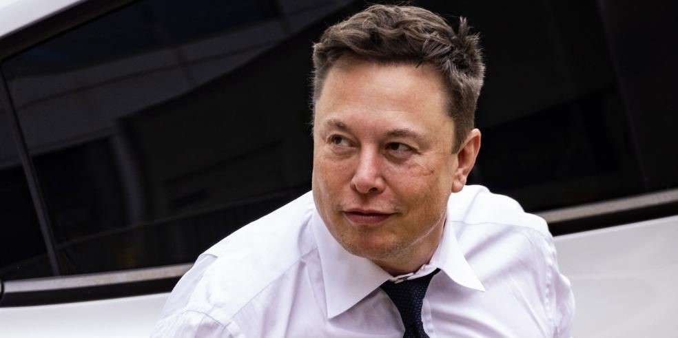 Elon Musk In A Strategic Sales Of 7.92 Million Tesla Shares Worth $6.88 Billion