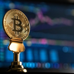 bitcoin-cash-soars-7-percent-bitcoin-stalls-at-21k-market-watch