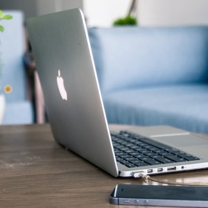 Apple Gains On Facebook And Google In Online Ads After iOS Privacy Change