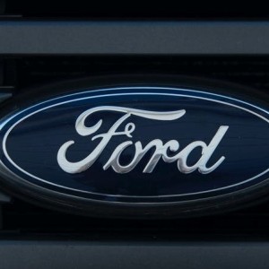 ford-expands-hands-free-driving-system-to-40000-lincoln-corsair-crossover