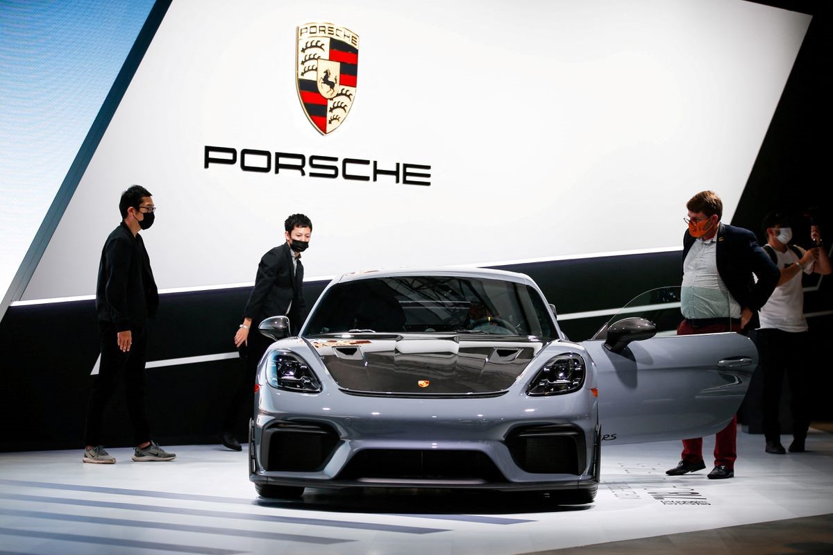 Porsche Poses Governance Dilemma For Investors Weighing IPO