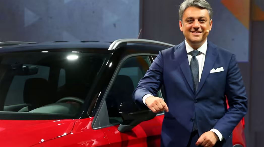 Renault CEO Seeks Partner On Hybrids To Bring Scale, Cut Costs