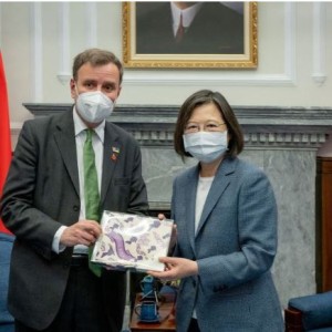 Taiwan Aims For British Trade Deal As Minister Meets President