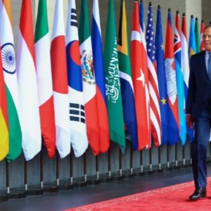 russias-lavrov-meets-un-secretary-general-at-g20