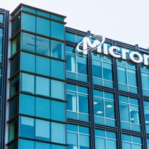 Micron Launches Mass Output Of Advanced Chip In Japan