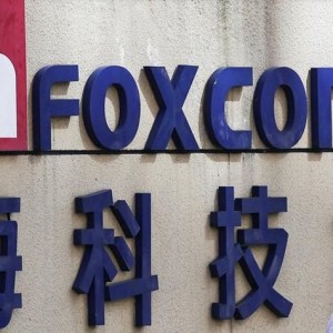foxconn-iphone-maker-apologises-after-huge-protests-at-china-plant