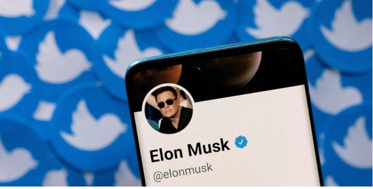 Musk To Step Down As Twitter CEO Once He Finds 'Someone Foolish' Enough As Successor