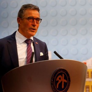 former-nato-boss-urges-countries-to-show-china-consequences-if-it-attacks-taiwan