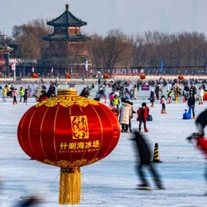 china-covid-young-people-self-infect-as-fears-for-elderly-grow