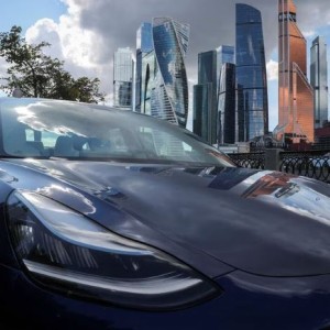 Tesla Video Promoting Self-Driving Was Staged, Engineer Testifies