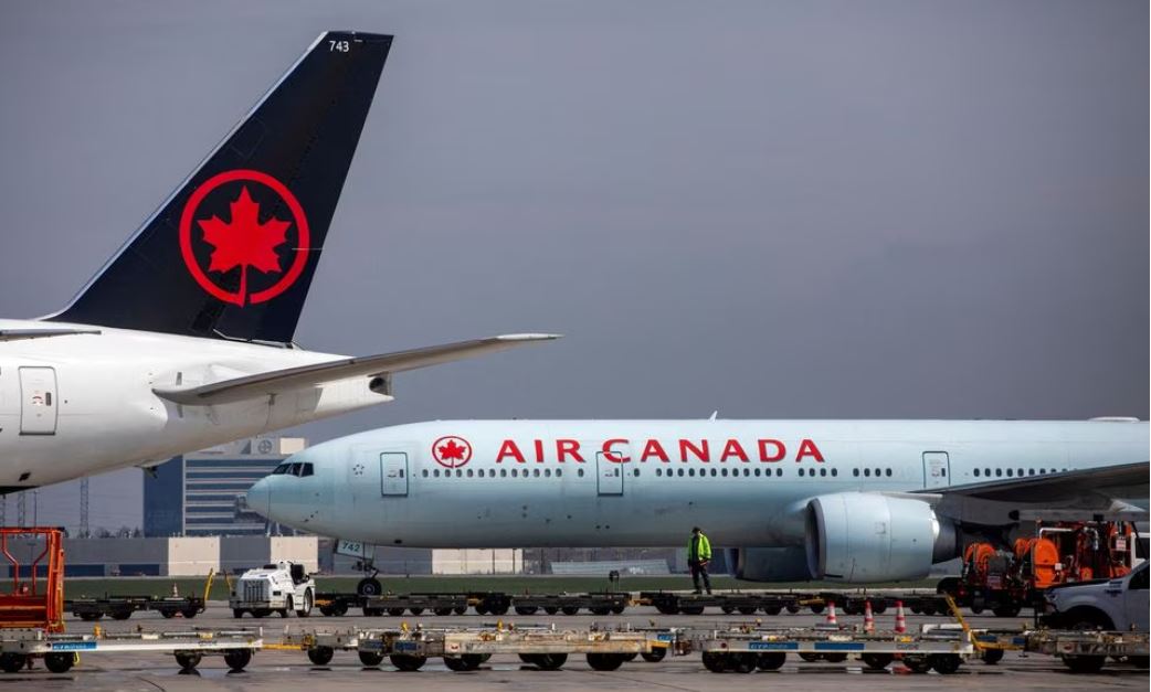 Air Canada Pilots Decry 'Embarrassing' Pay Gap With U.S. After Delta Deal