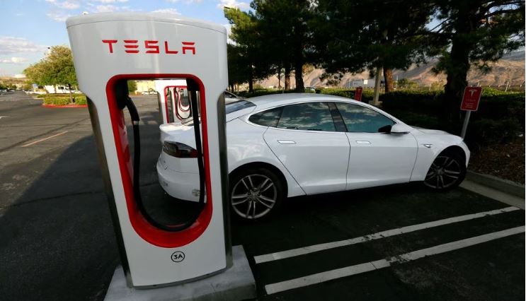 Tesla Cuts U.S. Model S And Model X Prices Between 4% And 9%