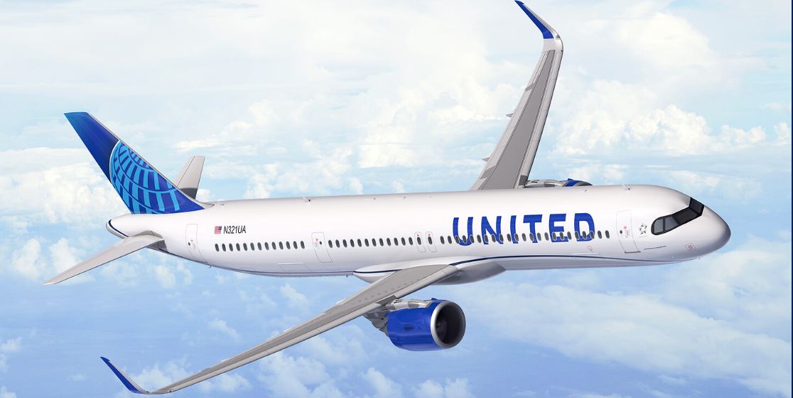 Man Charged Over Stabbing And Attempted Door Opening On United Airlines Flight