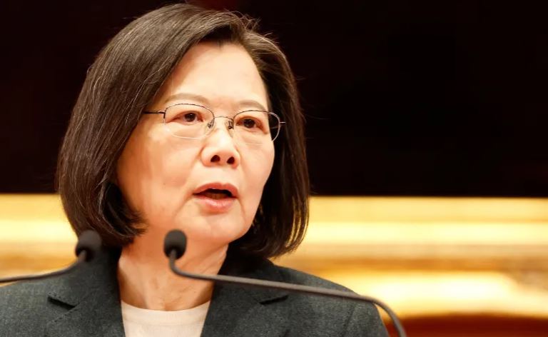 China Vows To ‘Fight Back’ If US Speaker Meets Taiwan’s President