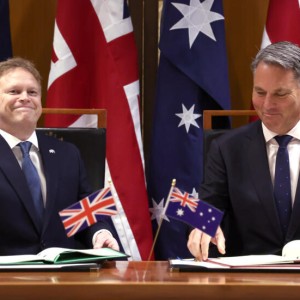 Australia, UK to boost defence cooperation
