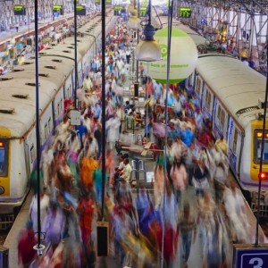 how-to-invest-in-india-the-worlds-fastest-growing-major-economy