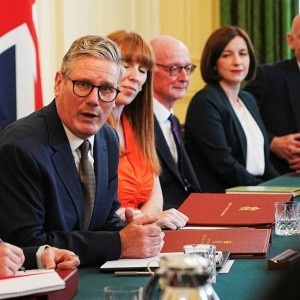 New cabinet meets as Starmer government gets to work